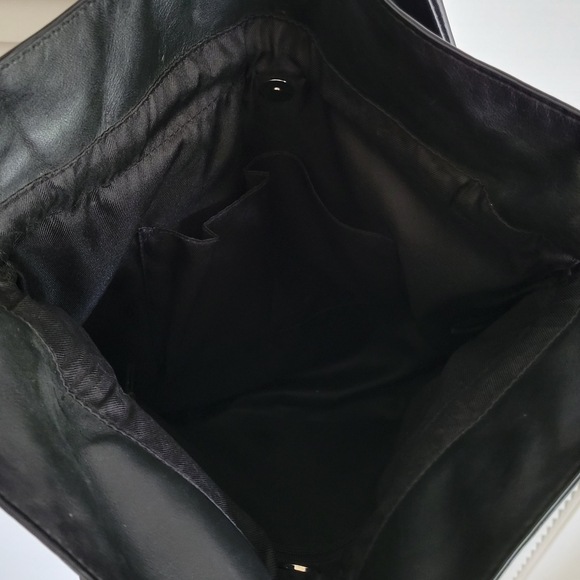 VINCE CAMUTO Asti Leather Bag Black - Picture 4 of 5